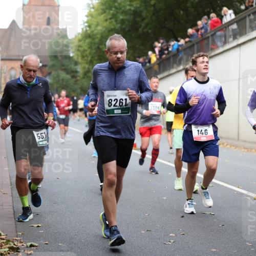 05.10.2025 - 20. swb-Marathon Bremen Michael Strokosch http://msf.ph/oto/9223189 05.10.2025 13:04:52 Laufen 551, 8261, 1309, 146, 3058, 145 meine-sportfotos.de