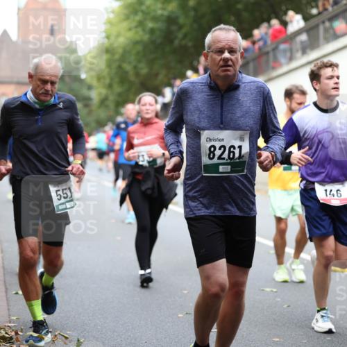 05.10.2025 - 20. swb-Marathon Bremen Michael Strokosch http://msf.ph/oto/9223191 05.10.2025 13:04:53 Laufen 551, 8261, 146 meine-sportfotos.de