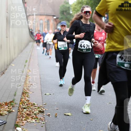 05.10.2025 - 20. swb-Marathon Bremen Michael Strokosch http://msf.ph/oto/9223199 05.10.2025 13:04:58 Laufen 4861, 4476, 4293, 42 meine-sportfotos.de