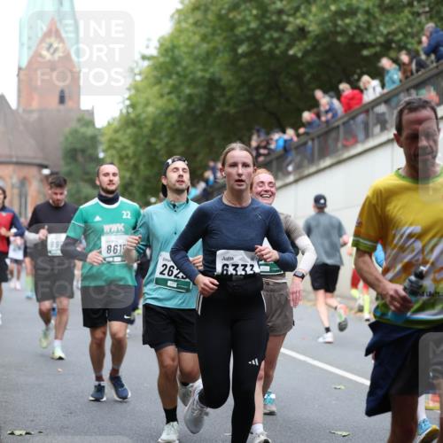 05.10.2025 - 20. swb-Marathon Bremen Michael Strokosch http://msf.ph/oto/9223203 05.10.2025 13:05:07 Laufen 89, 22, 8615, 262, 6333, 42, 195 meine-sportfotos.de