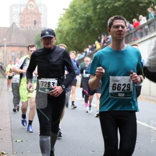 05.10.2025 - 20. swb-Marathon Bremen Michael Strokosch http://msf.ph/oto/9223257 05.10.2025 13:05:33 Laufen 726, 3, 6629 meine-sportfotos.de