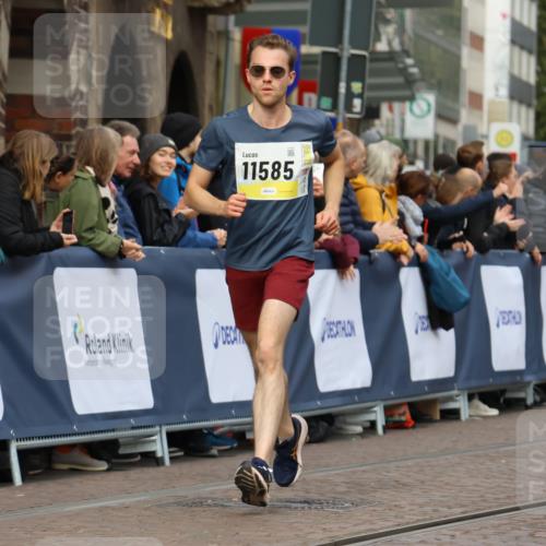 05.10.2025 - 20. swb-Marathon Bremen Strokosch-Dieckow http://msf.ph/oto/9223794 05.10.2025 10:45:27 Ziel 10447, 11346, 11403, 11585 meine-sportfotos.de