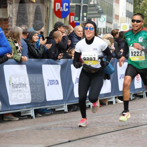 05.10.2025 - 20. swb-Marathon Bremen Strokosch-Dieckow http://msf.ph/oto/9223886 05.10.2025 10:46:34 Ziel 9009, 9207, 9366, 9961, 10268, 11268 meine-sportfotos.de