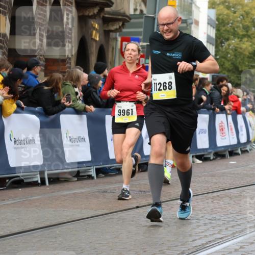 05.10.2025 - 20. swb-Marathon Bremen Strokosch-Dieckow http://msf.ph/oto/9223894 05.10.2025 10:46:39 Ziel 9366, 9961, 10268, 10277, 10411, 11268, 11327 meine-sportfotos.de