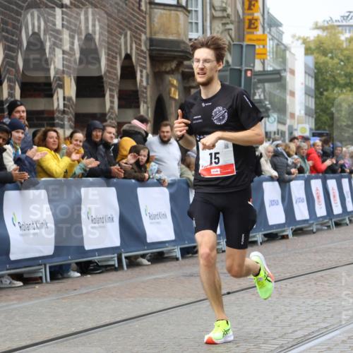 05.10.2025 - 20. swb-Marathon Bremen Strokosch-Dieckow http://msf.ph/oto/9223965 05.10.2025 12:10:40 Ziel 15 meine-sportfotos.de