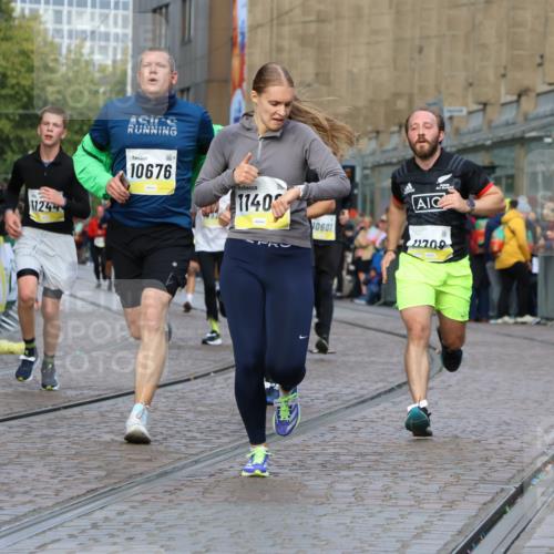 05.10.2025 - 20. swb-Marathon Bremen Strokosch-Dieckow http://msf.ph/oto/9224407 05.10.2025 10:47:41 Ziel 9377, 10062, 10073, 10382, 10601, 10676, 10947, 11244, 11330, 11409, 11708 meine-sportfotos.de