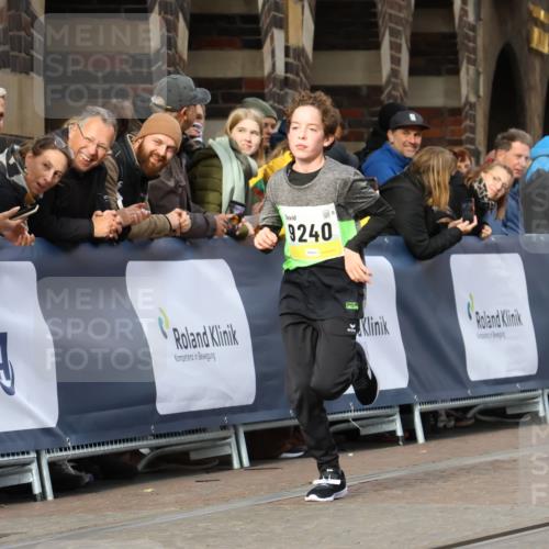 05.10.2025 - 20. swb-Marathon Bremen Strokosch-Dieckow http://msf.ph/oto/9224536 05.10.2025 10:48:01 Ziel 9240, 10266, 10392, 10723, 10818, 11187 meine-sportfotos.de