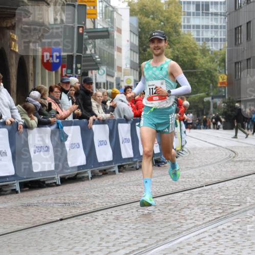 05.10.2025 - 20. swb-Marathon Bremen Strokosch-Dieckow http://msf.ph/oto/9224731 05.10.2025 12:14:41 Ziel 1122 meine-sportfotos.de