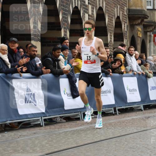 05.10.2025 - 20. swb-Marathon Bremen Strokosch-Dieckow http://msf.ph/oto/9224845 05.10.2025 12:16:02 Ziel 13 meine-sportfotos.de