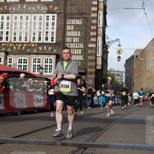 05.10.2025 - 20. swb-Marathon Bremen Yannick Fuchs http://msf.ph/oto/9224903 05.10.2025 10:56:26 Ziel 9258, 9855, 10028, 10191, 10196, 10424, 10590, 10992, 11364, 11554, 11630, 11662, 11741 meine-sportfotos.de