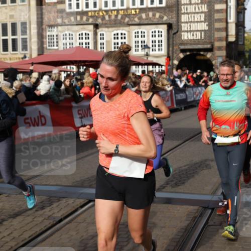 05.10.2025 - 20. swb-Marathon Bremen Yannick Fuchs http://msf.ph/oto/9225298 05.10.2025 10:56:43 Ziel 9547, 9790, 9886, 10005, 10008, 10042, 10648, 10971, 11100, 11253, 11260, 11475, 11571, 11691 meine-sportfotos.de