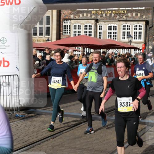 05.10.2025 - 20. swb-Marathon Bremen Yannick Fuchs http://msf.ph/oto/9225324 05.10.2025 11:00:08 Ziel 9005, 9381, 9604, 9612, 9666, 10138, 10290, 10291, 10311, 10572, 11266, 11444, 11639, 11644 meine-sportfotos.de