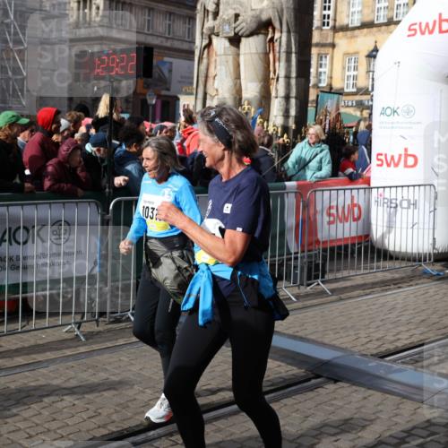 05.10.2025 - 20. swb-Marathon Bremen Yannick Fuchs http://msf.ph/oto/9225415 05.10.2025 11:00:11 Ziel 9005, 9381, 9603, 9604, 9611, 9666, 10138, 10290, 10291, 10311, 10489, 10572, 11026, 11266, 11444, 11639, 11644 meine-sportfotos.de