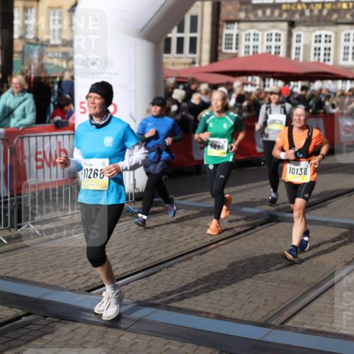 05.10.2025 - 20. swb-Marathon Bremen Yannick Fuchs http://msf.ph/oto/9225461 05.10.2025 11:00:12 Ziel 7621, 9005, 9381, 9603, 9604, 9611, 9666, 10138, 10290, 10291, 10311, 10489, 10572, 11026, 11125, 11266, 11600, 11639 meine-sportfotos.de