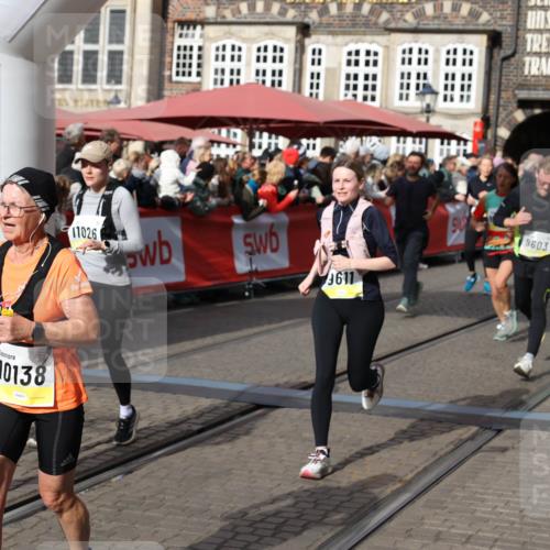 05.10.2025 - 20. swb-Marathon Bremen Yannick Fuchs http://msf.ph/oto/9225500 05.10.2025 11:00:13 Ziel 7621, 9005, 9381, 9603, 9604, 9611, 9666, 10138, 10290, 10291, 10311, 10489, 10572, 11026, 11125, 11266, 11600, 11639 meine-sportfotos.de