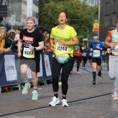 05.10.2025 - 20. swb-Marathon Bremen Strokosch-Dieckow http://msf.ph/oto/9225598 05.10.2025 10:48:54 Ziel 7414, 9216, 9255, 9583, 9674, 10047, 10877, 10973, 11248 meine-sportfotos.de