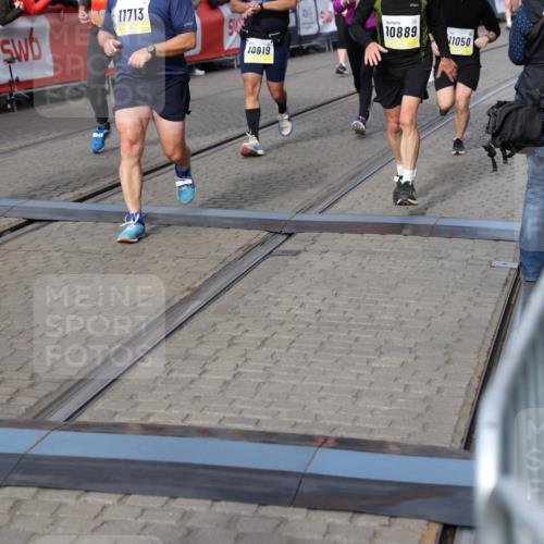 05.10.2025 - 20. swb-Marathon Bremen Yannick Fuchs http://msf.ph/oto/9225731 05.10.2025 11:00:19 Ziel 7177, 7621, 9603, 9611, 9672, 10345, 10489, 10889, 10919, 10985, 11026, 11050, 11125, 11600, 11713 meine-sportfotos.de