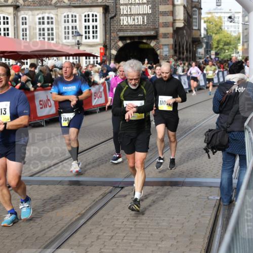 05.10.2025 - 20. swb-Marathon Bremen Yannick Fuchs http://msf.ph/oto/9225737 05.10.2025 11:00:20 Ziel 7177, 7621, 9495, 9603, 9672, 10345, 10489, 10889, 10919, 10985, 11050, 11125, 11600, 11713 meine-sportfotos.de