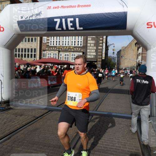 05.10.2025 - 20. swb-Marathon Bremen Yannick Fuchs http://msf.ph/oto/9225844 05.10.2025 10:57:06 Ziel 9451, 9669, 9937, 10069, 10105, 10397, 10867, 10924, 11168, 11274 meine-sportfotos.de