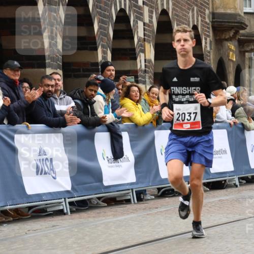 05.10.2025 - 20. swb-Marathon Bremen Strokosch-Dieckow http://msf.ph/oto/9225877 05.10.2025 12:20:27 Ziel 2037 meine-sportfotos.de