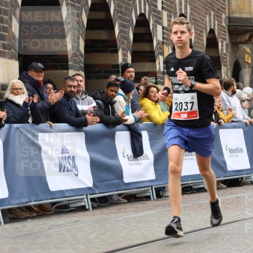 05.10.2025 - 20. swb-Marathon Bremen Strokosch-Dieckow http://msf.ph/oto/9225911 05.10.2025 12:20:27 Ziel 2037 meine-sportfotos.de