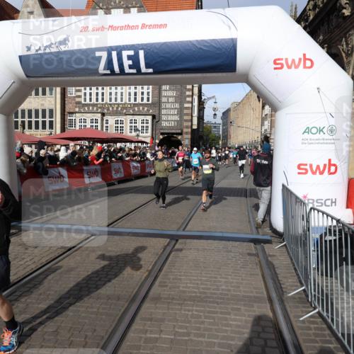 05.10.2025 - 20. swb-Marathon Bremen Yannick Fuchs http://msf.ph/oto/9225924 05.10.2025 10:57:08 Ziel 9451, 9797, 9937, 10069, 10105, 10397, 10867, 11168, 11435 meine-sportfotos.de