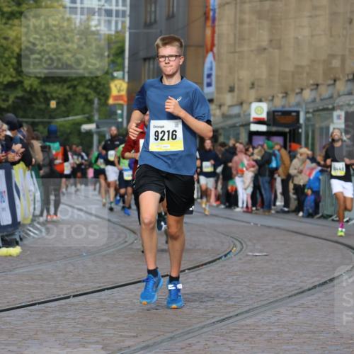 05.10.2025 - 20. swb-Marathon Bremen Strokosch-Dieckow http://msf.ph/oto/9225962 05.10.2025 10:48:59 Ziel 9014, 9216, 9317, 9583, 10449, 10733, 10877, 10973, 11248 meine-sportfotos.de