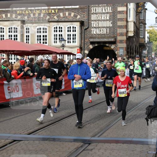 05.10.2025 - 20. swb-Marathon Bremen Yannick Fuchs http://msf.ph/oto/9226024 05.10.2025 11:00:32 Ziel 7215, 9173, 10067, 10217, 10406, 10492, 10504, 10794, 10930, 11063, 11263, 11424, 11699 meine-sportfotos.de