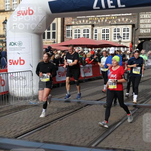 05.10.2025 - 20. swb-Marathon Bremen Yannick Fuchs http://msf.ph/oto/9226103 05.10.2025 11:00:33 Ziel 7215, 9173, 10067, 10071, 10217, 10406, 10492, 10504, 10794, 10930, 11263, 11424, 11619, 11699 meine-sportfotos.de
