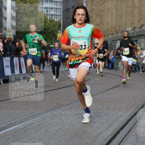 05.10.2025 - 20. swb-Marathon Bremen Strokosch-Dieckow http://msf.ph/oto/9226162 05.10.2025 10:49:05 Ziel 7202, 9014, 9216, 9317, 9457, 9556, 10016, 10221, 10449, 10733, 11673, 11695 meine-sportfotos.de
