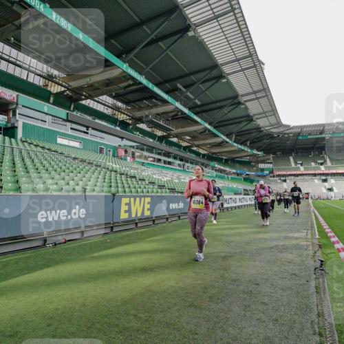 05.10.2025 - 20. swb-Marathon Bremen Michael Burmester http://msf.ph/oto/9226176 05.10.2025 10:44:31 Laufen im Stadion 7007, 8844, 9011, 9012, 9264, 9303, 9373, 9374, 9386, 9453, 9470, 9479, 9567, 9572, 9631, 9667, 9724, 9899, 9970, 10040, 10273, 10280, 10355, 10364, 10440, 10441, 10442, 10448, 10574, 10665, 10705, 10707, 10839, 10984, 11027, 11060, 11072, 11135, 11191, 11252, 11293, 11318, 11381, 11385, 11388, 11448, 11539, 11544, 11557, 11560, 11568, 11635, 9273, 9380, 9819, 9895, 9911, 9984, 10036, 10288, 10320, 10512, 10552 meine-sportfotos.de