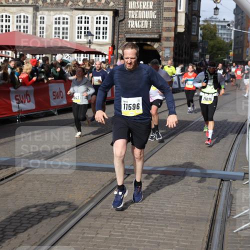 05.10.2025 - 20. swb-Marathon Bremen Yannick Fuchs http://msf.ph/oto/9226191 05.10.2025 10:57:23 Ziel 9292, 9450, 9489, 9577, 9844, 9947, 10169, 10293, 10545, 10657, 10917, 11015, 11138, 11202, 11434, 11596, 11686 meine-sportfotos.de