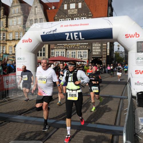 05.10.2025 - 20. swb-Marathon Bremen Yannick Fuchs http://msf.ph/oto/9226255 05.10.2025 10:57:26 Ziel 9260, 9292, 9450, 9489, 9550, 9844, 9947, 10169, 10281, 10293, 10367, 10657, 11015, 11596 meine-sportfotos.de