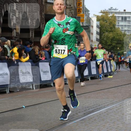 05.10.2025 - 20. swb-Marathon Bremen Strokosch-Dieckow http://msf.ph/oto/9226318 05.10.2025 10:49:07 Ziel 7202, 9014, 9317, 9457, 9556, 10016, 10221, 10449, 11673, 11695 meine-sportfotos.de