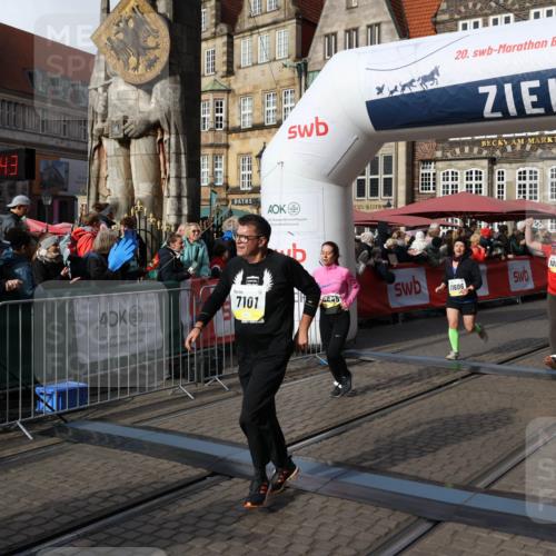 05.10.2025 - 20. swb-Marathon Bremen Yannick Fuchs http://msf.ph/oto/9226385 05.10.2025 10:57:32 Ziel 7101, 9215, 9260, 9292, 9450, 9550, 9844, 10169, 10281, 10367, 10645, 10950, 11606 meine-sportfotos.de