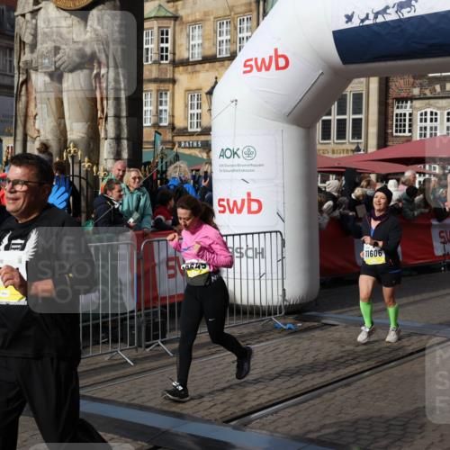 05.10.2025 - 20. swb-Marathon Bremen Yannick Fuchs http://msf.ph/oto/9226390 05.10.2025 10:57:33 Ziel 7101, 9000, 9215, 9260, 9550, 9844, 10281, 10367, 10645, 10950, 11606 meine-sportfotos.de