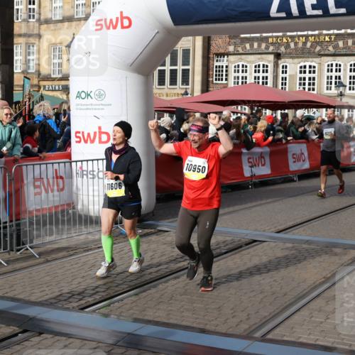 05.10.2025 - 20. swb-Marathon Bremen Yannick Fuchs http://msf.ph/oto/9226417 05.10.2025 10:57:34 Ziel 7101, 9000, 9215, 9260, 9550, 10281, 10367, 10645, 10950, 11606 meine-sportfotos.de