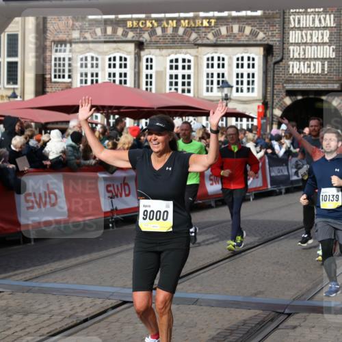 05.10.2025 - 20. swb-Marathon Bremen Yannick Fuchs http://msf.ph/oto/9226491 05.10.2025 10:57:38 Ziel 9000, 9215, 9625, 9904, 9914, 9962, 10139, 10645, 10739, 10950, 11360, 11606 meine-sportfotos.de