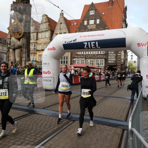 05.10.2025 - 20. swb-Marathon Bremen Yannick Fuchs http://msf.ph/oto/9226570 05.10.2025 11:00:52 Ziel 9272, 9327, 9389, 9827, 9858, 10182, 10518, 10571, 10690, 10872, 10901, 11034 meine-sportfotos.de
