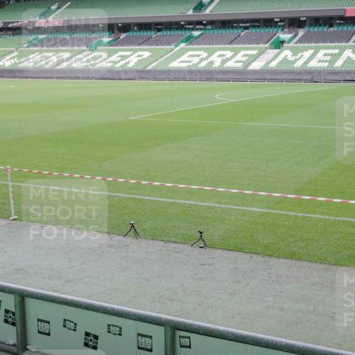 05.10.2025 - 20. swb-Marathon Bremen Michael Burmester http://msf.ph/oto/9226739 05.10.2025 10:16:47 Laufen im Stadion 33, 2 meine-sportfotos.de