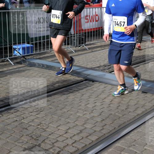 05.10.2025 - 20. swb-Marathon Bremen Yannick Fuchs http://msf.ph/oto/9226969 05.10.2025 10:57:57 Ziel 9979, 10219, 10341, 10651, 10834, 10890, 10975, 11023, 11457, 11520, 11521, 11564, 11575, 11731, 11744 meine-sportfotos.de