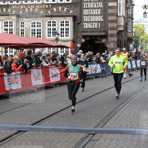 05.10.2025 - 20. swb-Marathon Bremen Yannick Fuchs http://msf.ph/oto/9227001 05.10.2025 11:01:05 Ziel 9208, 9600, 10228, 10258, 10359, 11155 meine-sportfotos.de