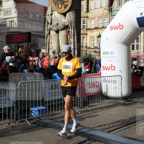 05.10.2025 - 20. swb-Marathon Bremen Yannick Fuchs http://msf.ph/oto/9227250 05.10.2025 11:01:13 Ziel 9208, 9305, 9443, 9880, 9954, 10228, 10359, 10477, 10630, 11053, 11524, 11719 meine-sportfotos.de