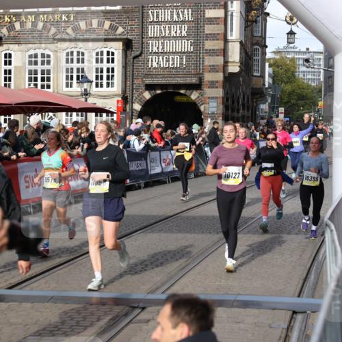 05.10.2025 - 20. swb-Marathon Bremen Yannick Fuchs http://msf.ph/oto/9227388 05.10.2025 10:58:12 Ziel 9576, 9582, 9634, 9872, 10127, 10377, 10395, 10459, 10577, 10620, 10793, 11058, 11601, 11663 meine-sportfotos.de