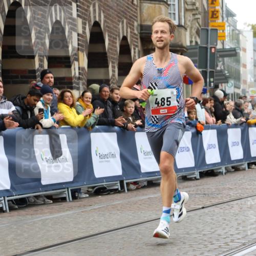 05.10.2025 - 20. swb-Marathon Bremen Strokosch-Dieckow http://msf.ph/oto/9227399 05.10.2025 12:22:08 Ziel 485 meine-sportfotos.de
