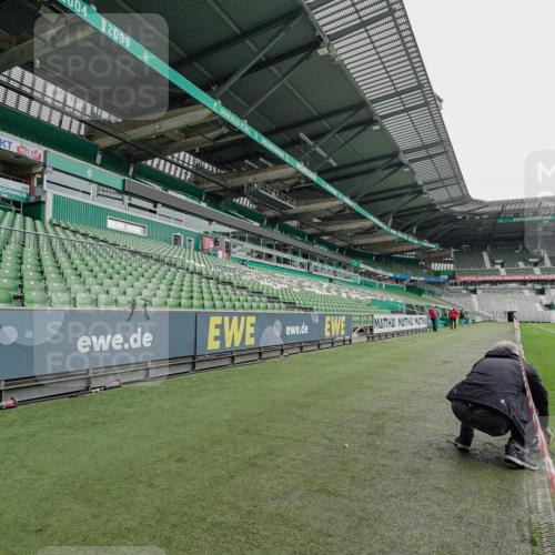 05.10.2025 - 20. swb-Marathon Bremen Michael Burmester http://msf.ph/oto/9227409 05.10.2025 11:53:27 Laufen im Stadion 408 meine-sportfotos.de