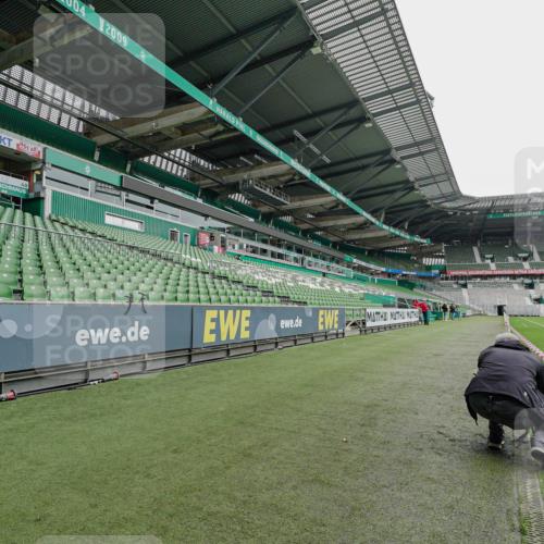 05.10.2025 - 20. swb-Marathon Bremen Michael Burmester http://msf.ph/oto/9227452 05.10.2025 11:54:13 Laufen im Stadion 408 meine-sportfotos.de