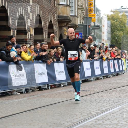 05.10.2025 - 20. swb-Marathon Bremen Strokosch-Dieckow http://msf.ph/oto/9227520 05.10.2025 12:25:02 Ziel 1357 meine-sportfotos.de