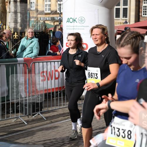 05.10.2025 - 20. swb-Marathon Bremen Yannick Fuchs http://msf.ph/oto/9227591 05.10.2025 11:01:23 Ziel 9182, 9613, 9925, 10544, 10762, 10914, 11337, 11338, 11597, 11680 meine-sportfotos.de