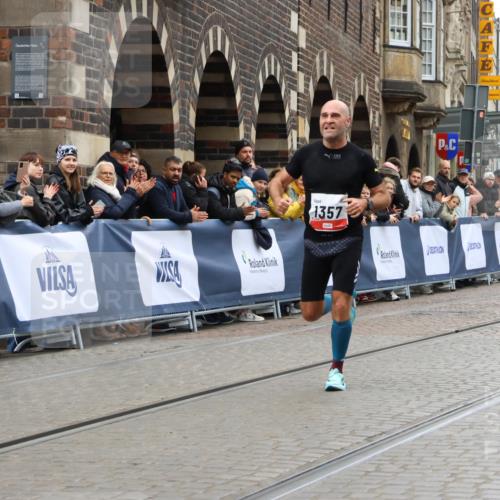 05.10.2025 - 20. swb-Marathon Bremen Strokosch-Dieckow http://msf.ph/oto/9227597 05.10.2025 12:25:03 Ziel 1357 meine-sportfotos.de